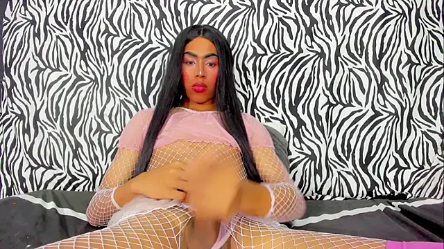 Snapshot of VannaMusk chatting on February 2026 07:19:02 AM VannaMusk online show from February 2026 07:19:02 AM