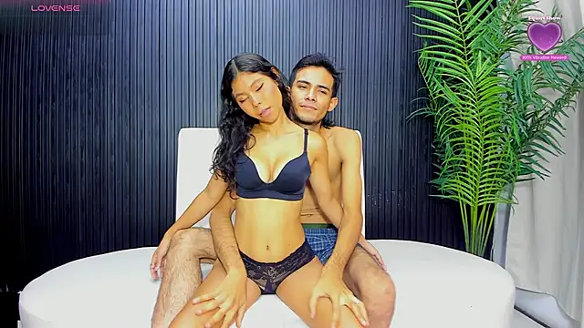 HoneyTrap X online show from March 2026 08:07:01 PM