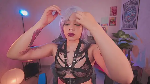 violette clerk1  online show from March 2026 08:05:01 PM