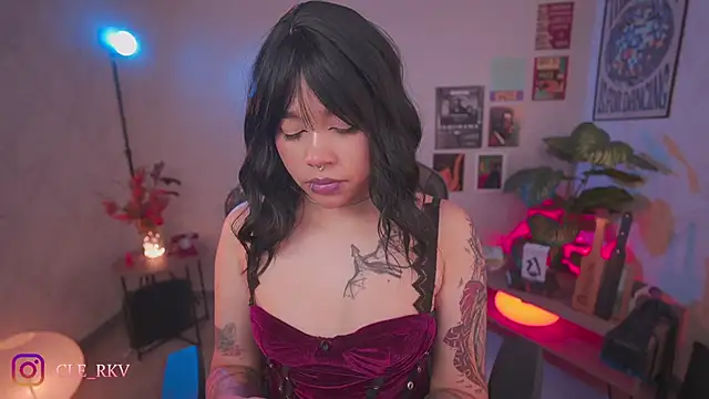 violette clerk1  online show from April 2026 09:32:02 PM