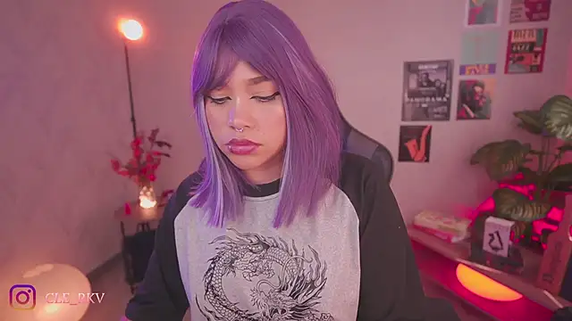 violette clerk1  online show from April 2026 07:30:01 PM