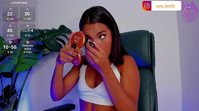 zara leee online show from April 2026 09:54:02 PM