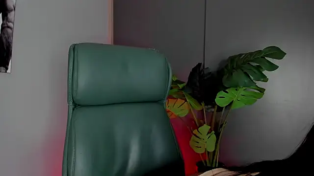 zara leee online show from March 2026 04:01:02 AM