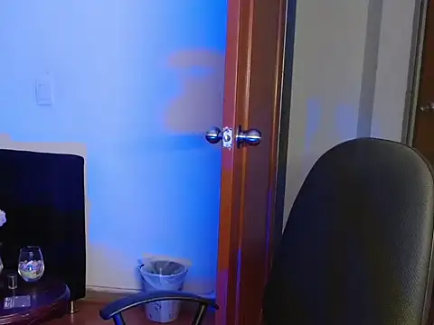 vickycat x online show from March 2026 02:03:02 AM