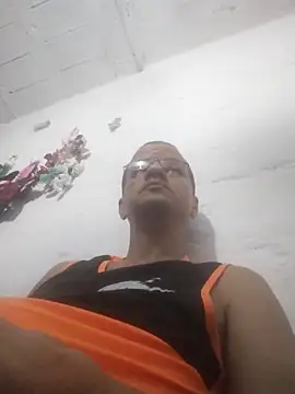 Roque-74 online show from February 2026 02:41:01 AM