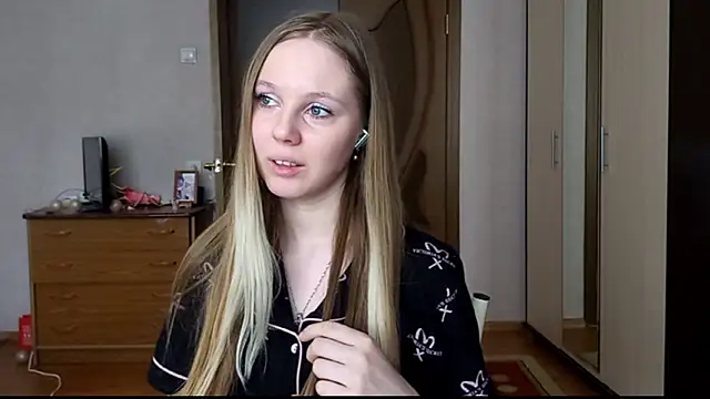 VictoriaDeese online show from February 2026 04:37:02 AM