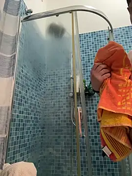 D4n13l47 online show from April 2026 12:00:01 AM