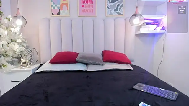 Mia Bailey  online show from May 2026 05:11:02 AM