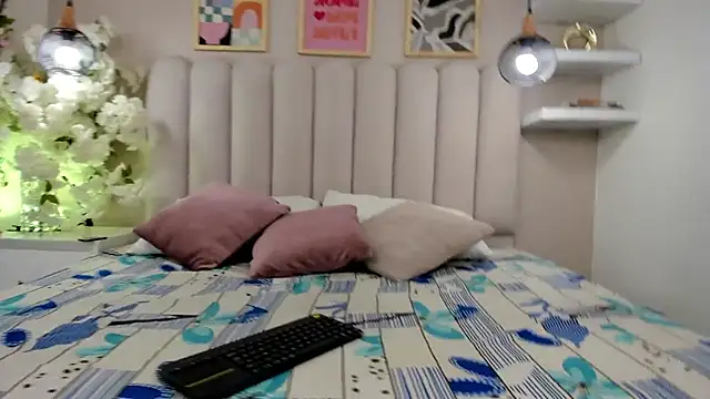 Mia Bailey  online show from April 2026 03:02:02 AM