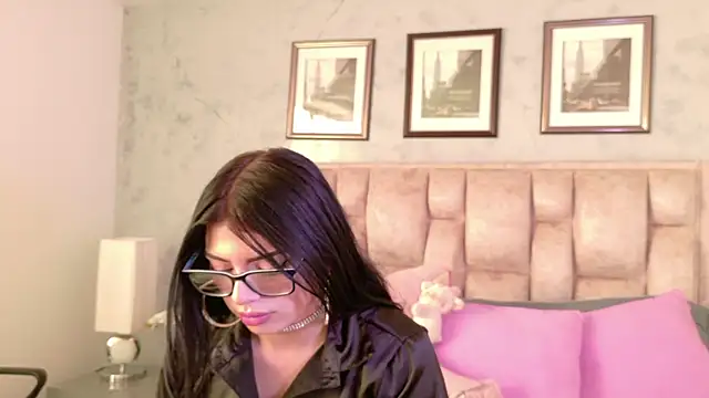 IsabellaRossi online show from April 2026 04:13:02 PM