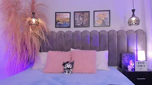 Bella  Peach online show from April 2026 03:13:02 AM