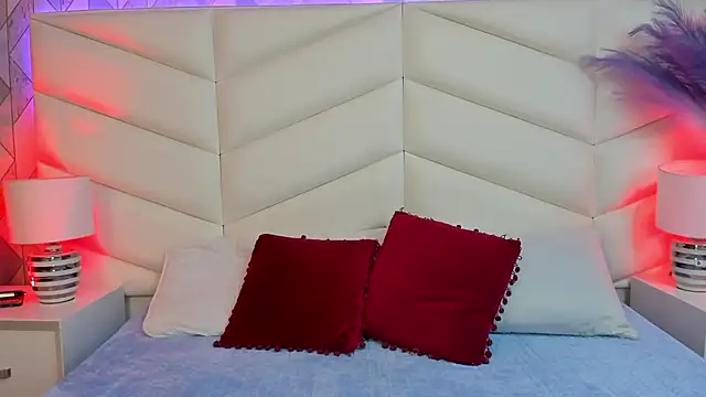 Bella  Peach online show from March 2026 03:06:01 AM