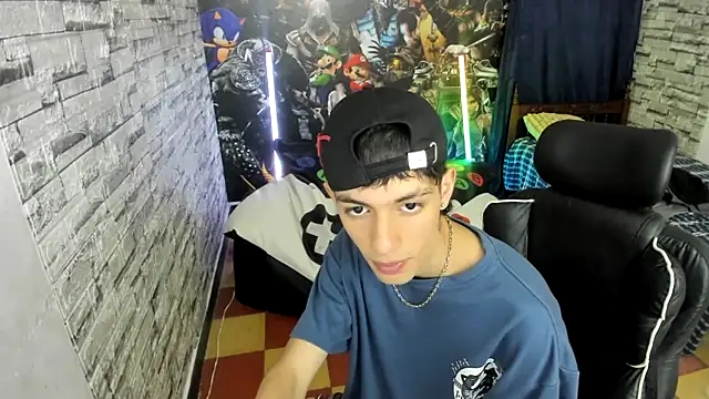 Snapshot of wex_077 chatting on February 2026 01:27:02 AM wex 077 online show from February 2026 01:27:02 AM