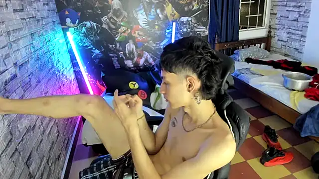 wex 077 online show from May 2026 02:40:02 AM
