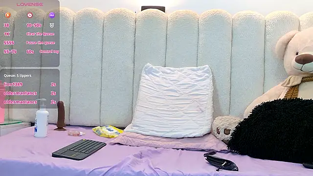 Ruby cruzz online show from March 2026 10:43:01 PM