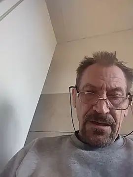 Costy601 online show from April 2026 02:46:02 PM