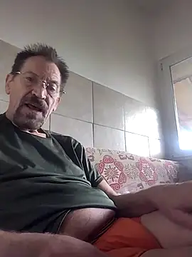 Costy601 online show from May 2026 01:36:01 PM