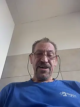 Costy601 online show from April 2026 12:50:02 PM