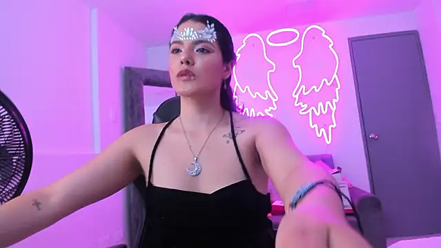 Evelin  thompsson online show from March 2026 03:11:02 AM