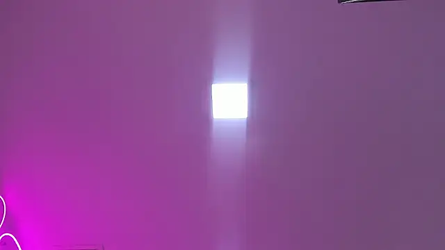 Snapshot of Evelin__thompsson chatting on July 2026 03:18:02 AM Evelin thompsson online show from July 2026 03:18:02 AM
