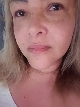 Snapshot of milena202610 chatting on February 2026 02:08:02 PM milena202610 online show from February 2026 02:08:02 PM