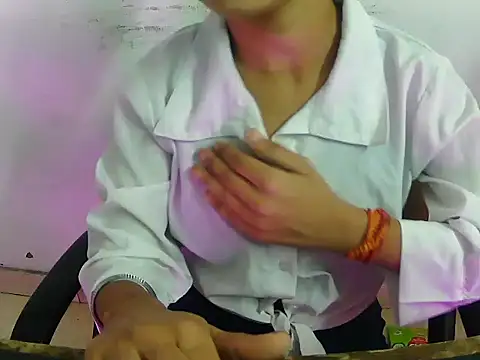 Snapshot of Hotsurbhi chatting on March 2026 03:56:01 AM Hotsurbhi online show from March 2026 03:56:01 AM