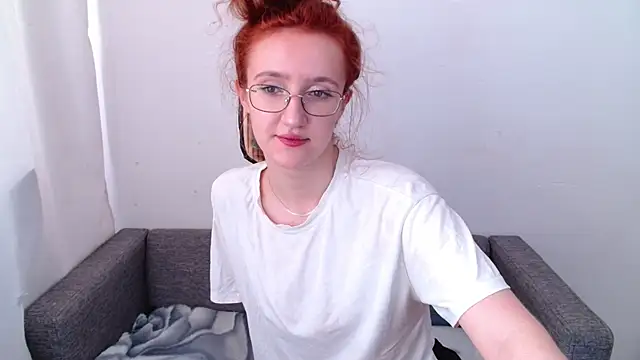 Snapshot of miay_here_ chatting on June 2026 09:50:01 AM miay here online show from June 2026 09:50:01 AM