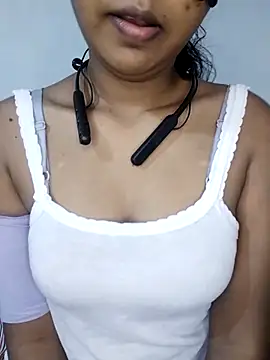 ASHANYA JAYASOORIYA online show from February 2026 04:34:02 AM