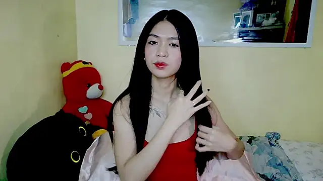 Snapshot of Luna_Moonfang chatting on July 2026 02:43:01 PM Luna Moonfang online show from July 2026 02:43:01 PM