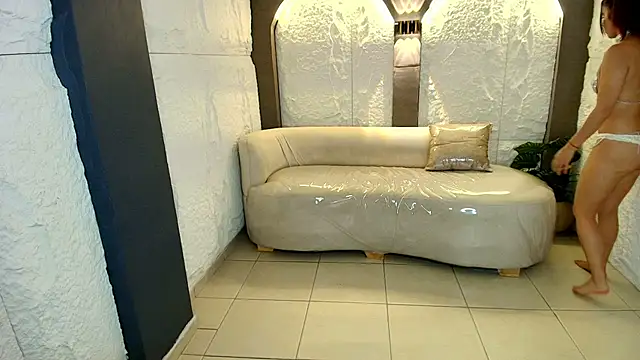 Snapshot of Elizabeth__r chatting on February 2026 03:06:02 AM Elizabeth r online show from February 2026 03:06:02 AM