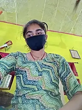 Snapshot of Cute_Mahek99 chatting on June 2026 11:32:02 PM Cute Mahek99 online show from June 2026 11:32:02 PM