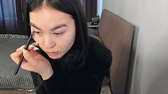 moon bloom online show from March 2026 01:06:01 PM