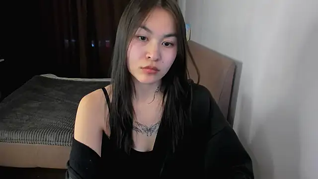 moon bloom online show from April 2026 10:05:02 PM