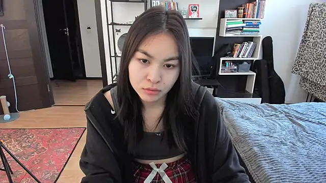 Snapshot of moon_bloom chatting on February 2026 11:32:02 AM moon bloom online show from February 2026 11:32:02 AM