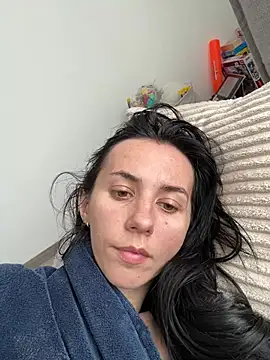 Oliviyalove  online show from June 2026 11:32:02 AM