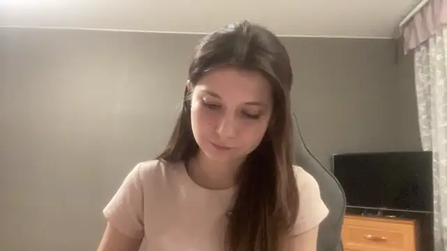 LunnaBliss online show from March 2026 05:17:02 PM