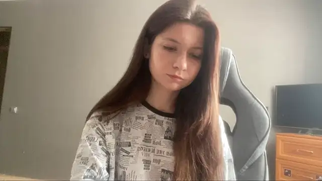 LunnaBliss online show from February 2026 12:29:01 PM