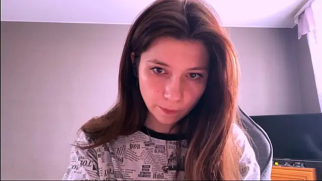 LunnaBliss online show from March 2026 12:28:02 PM