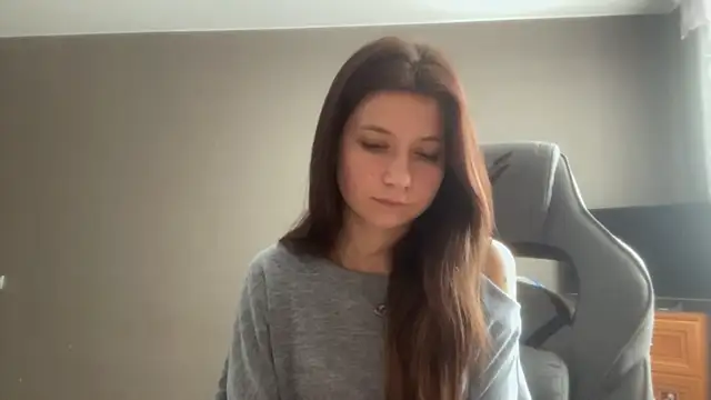 LunnaBliss online show from February 2026 11:10:01 AM