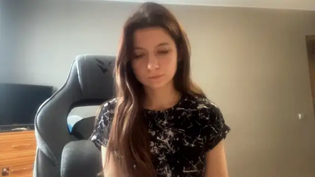 LunnaBliss online show from February 2026 11:22:02 AM