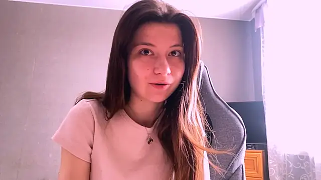 LunnaBliss online show from March 2026 06:47:01 AM