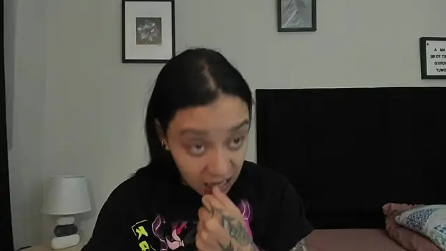 sabbrand0111 online show from March 2026 06:09:02 PM