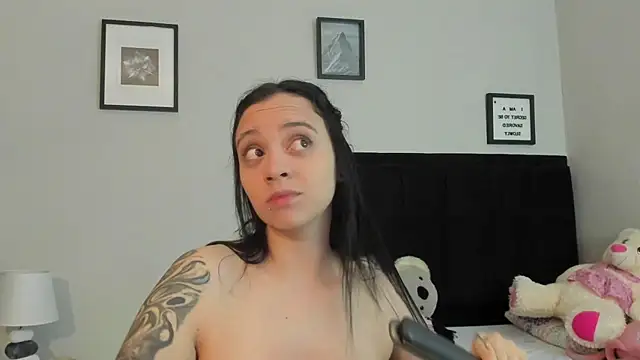 sabbrand0111 online show from April 2026 08:01:01 PM