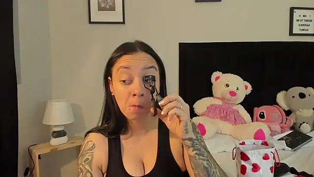 sabbrand0111 online show from March 2026 06:56:01 PM