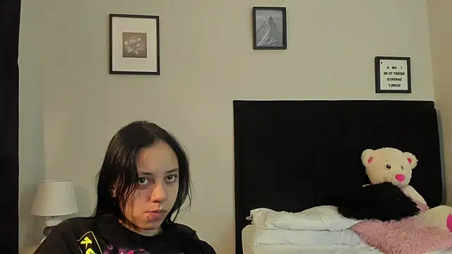 sabbrand0111 online show from March 2026 06:44:02 PM