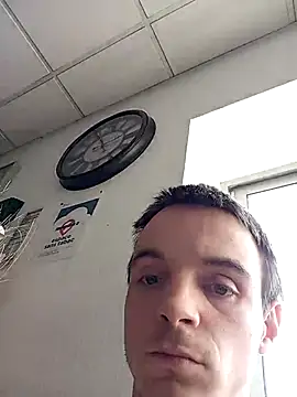 thom7246 online show from March 2026 10:15:01 AM