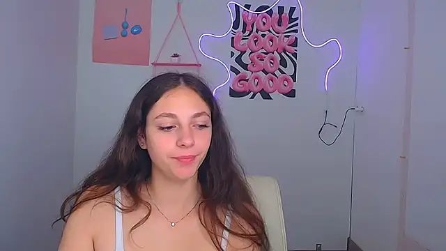 Snapshot of KissMeJulia chatting on July 2026 05:39:01 AM KissMeJulia online show from July 2026 05:39:01 AM
