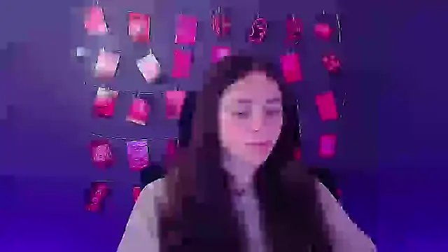 KissMeJulia online show from March 2026 06:27:02 AM