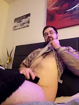 LargeLith online show from March 2026 09:06:01 PM