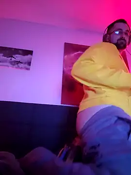 LargeLith online show from February 2026 12:32:02 AM